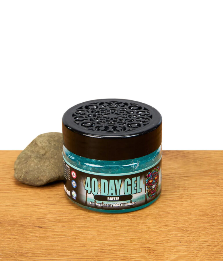 Smell Crusher 40 Day Gel Breeze against musty smell in closets and bathrooms